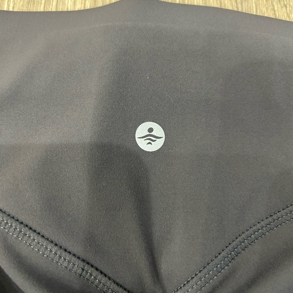 HALARA Ultrasculpt SoCinched Leggings - Picture 7 of 10